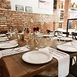Taverna Devolli ホテル 5*