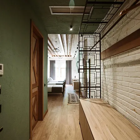 Taverna Devolli 酒店