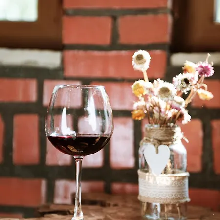 Taverna Devolli 酒店 5*