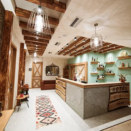 Taverna Devolli 酒店 库乔韦