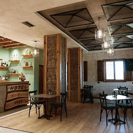 酒店 Taverna Devolli 5*