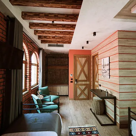 Taverna Devolli 酒店 库乔韦