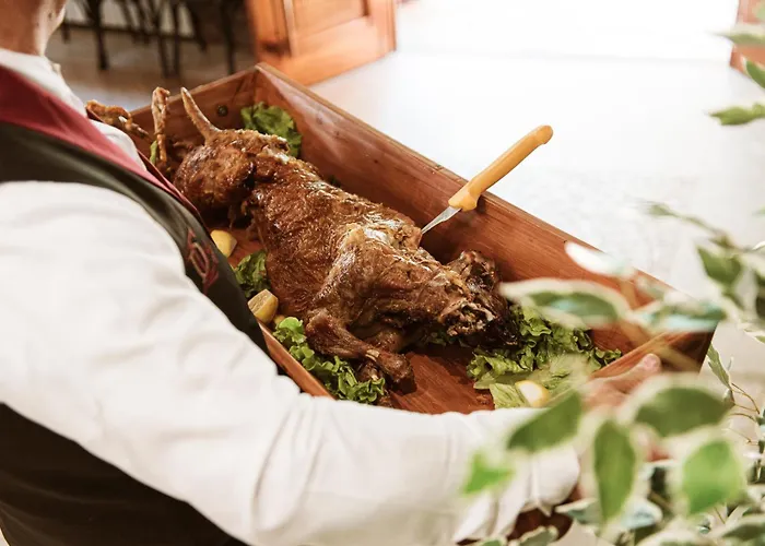 酒店 Taverna Devolli 库乔韦