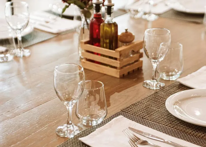 Taverna Devolli 酒店 5*