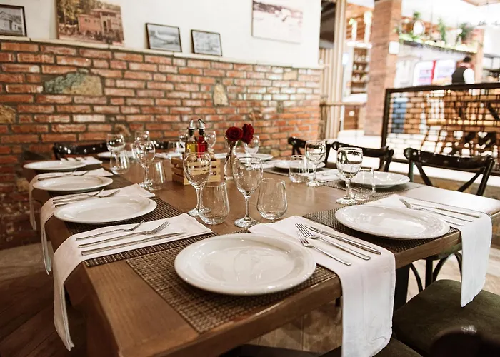 Taverna Devolli 호텔 5*