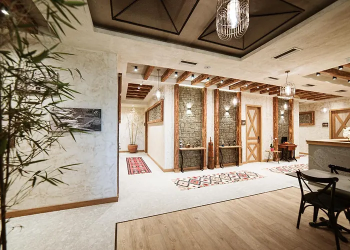 酒店 Taverna Devolli 5*