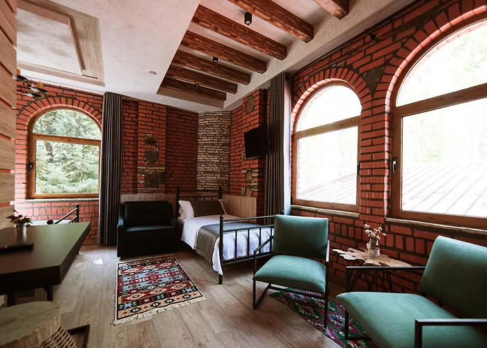 Taverna Devolli 酒店 库乔韦