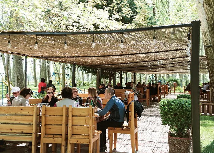 酒店 Taverna Devolli 库乔韦