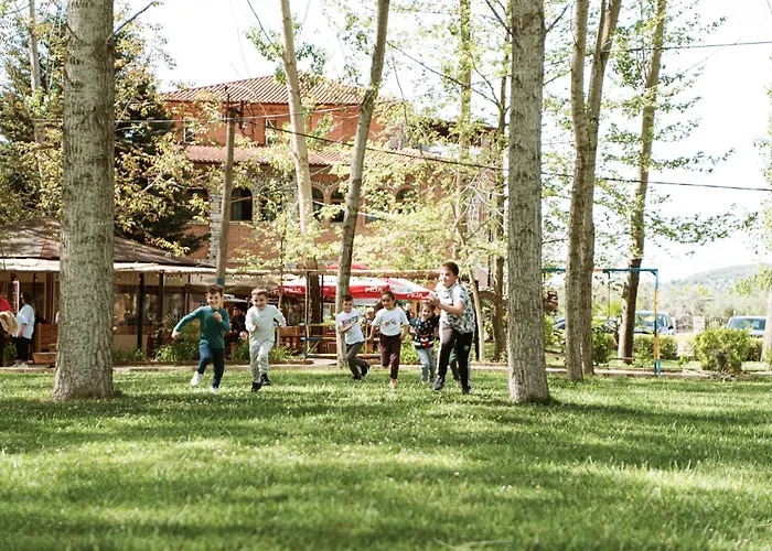 Taverna Devolli 5* 库乔韦