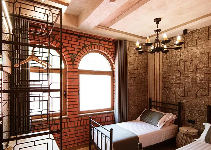 酒店 Taverna Devolli 5*