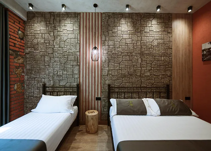 Taverna Devolli 酒店