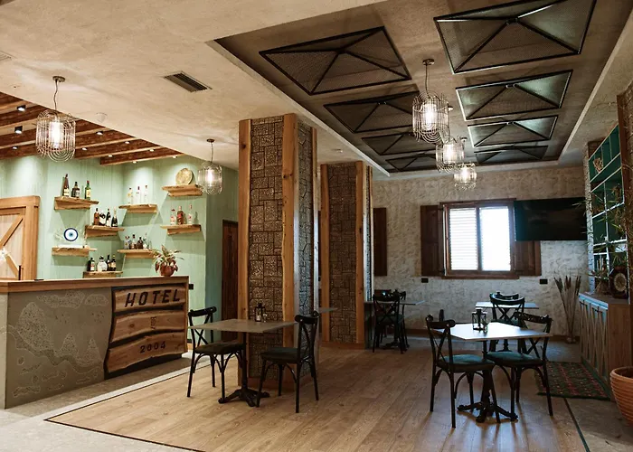 酒店 Taverna Devolli 5*