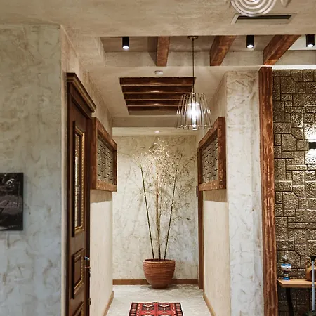 Taverna Devolli Hotel