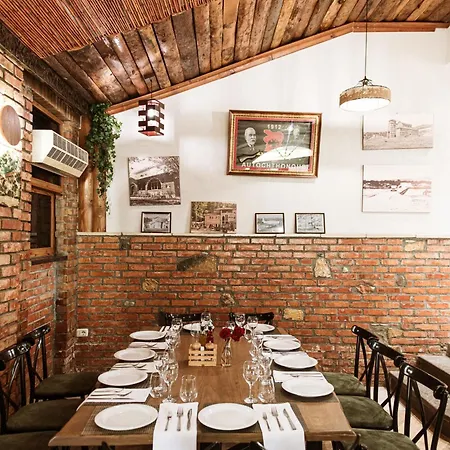 Hotel Taverna Devolli
